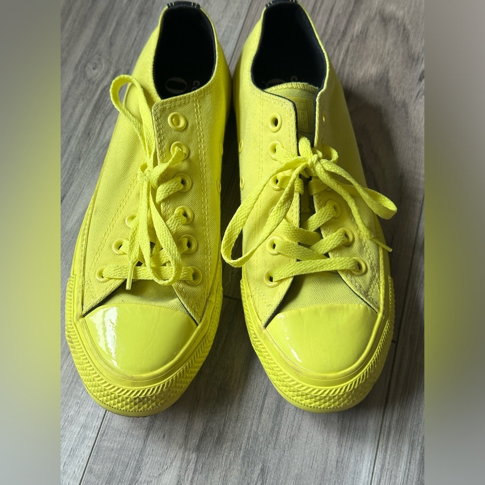 Converse Chuck Taylor All Star Low x OPI Pump Up the Volume 165660C Size 7